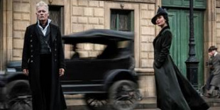 LEGENDÁS ÁLLATOK – GRINDELWALD BŰNTETTEI!