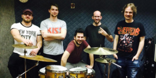 Bemutatkozik az Ask The Dust zenekar, végighallgatható az album