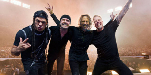 Így játszik feldolgozásokat Kirk Hammett és Rob Trujillo