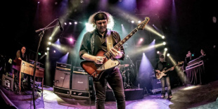JULIAN SAS, a szárnyaló blues-rocker