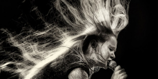 Layla Zoe – legjobb blues-rock dalai csokorba szedve