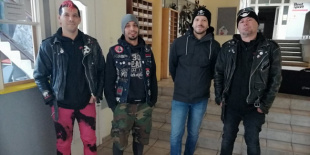 Punk és hardcore a beteg kisfiúkért