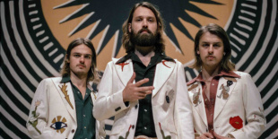 Hollandia első számú pszichedelikus rocktriója lesz az Ivan & The Parazol vendége