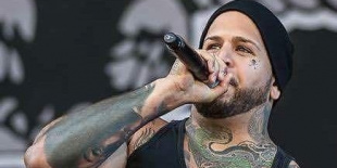 Bad Wolves: magyarázkodnia kellett Tommy Vext énekesnek a Black Lives Matter mozgalom kapcsán