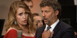 Tenorsztárok koncertfilmjei az Urániában