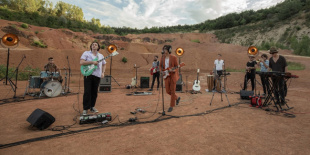 Mintha a Marson lennénk - különleges helyszínen rögzített live session a Fran Palermótól