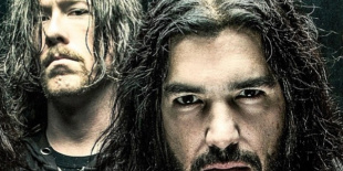 Machine Head: Flynn és MacEachern ezúttal is több feldolgozást játszottak.