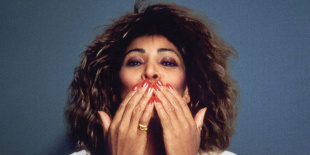 Meghitt dokumentumfilmmel búcsúzik Tina Turner a rajongóktól