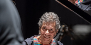 Egy éve nincs velünk – Chick Corea-ősbemutató a Müpában