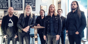 Ütős vendégzenekarokkal érkezik vasárnap az Ensiferum és a Dark Tranquillity