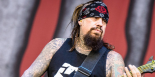 A Korn basszusgitárosa életjelet adott a Stillwell projektjével
