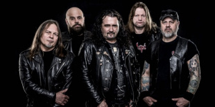 Kalapács József: Sok-sok közönségképpel készült szöveges videón a Szelíd metalosok