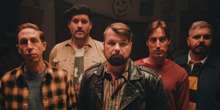 Áprilisban új albummal jelentkezik a Silverstein