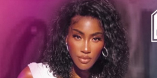A dalszerző-énekes Sevyn Streeter tiszteletét fejezi ki a Soul Istene, James Brown előtt azzal, hogy feldolgozza Brown klasszikus slágerét, az ´It’s A Man’s, Man’s, Man’s World´ot