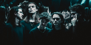Új utakon a melodikus metalcore zenekar, a Bloom