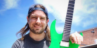 Gitárleckék az Alestorm gitáros Bodor Mátétól - Ibanez nyereményjáték, és workshop!