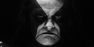 Abbath + Toxic Holocaust + Hellripper a Barba Negra Blue Stage-en