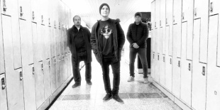 Velvetcut: a grunge visszatér – „The Great Chameleon (New Skin)”