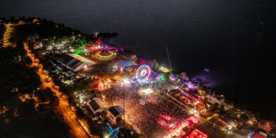 Zamárdiba érkezik Robin Schulz és a STRAND-on tér vissza a legendás RetroStrars fesztivál Teljes a STRAND Fesztivál nyitónapja