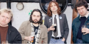 A The Tubs leszerződött a Merge-höz, és egy jangle‑folkos Metallica‑feldolgozással debütált az új kiadónál