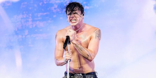 Kiborult a színpadon Yungblud, a Slayer és az Anthrax zenészei a támogatásukról biztosították