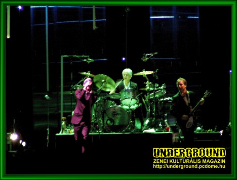 R.E.M. (USA)