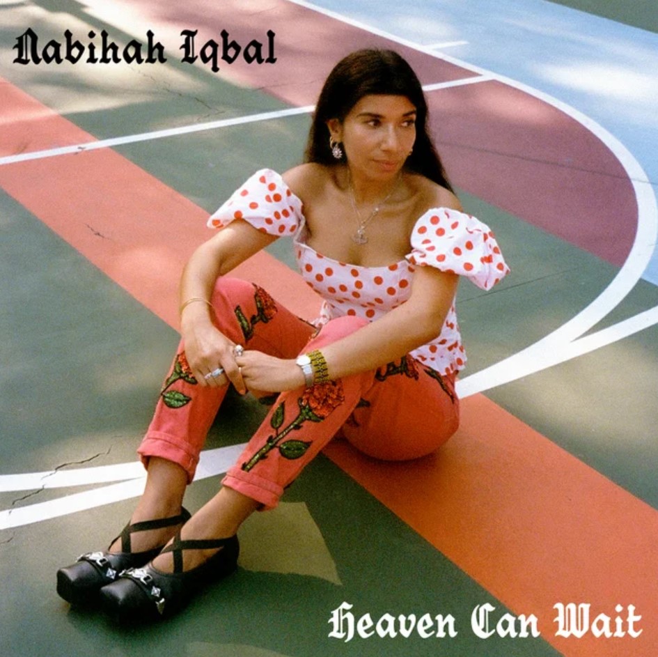 Nabihah Iqbal szerint ráér a mennyország – itt a Heaven Can Wait!