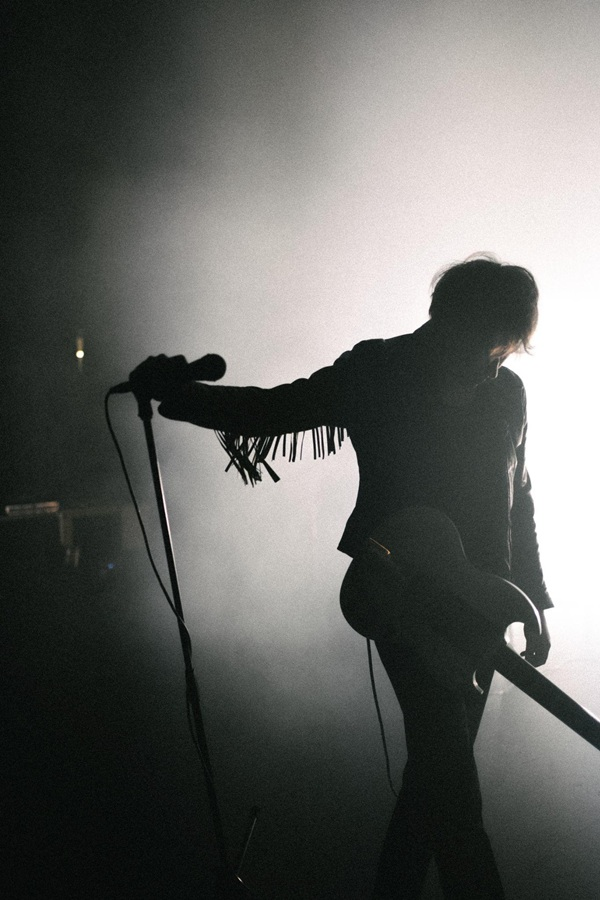 The Howlers: megérkezett a Heavy, novemberben Budapesten is bemutatják
